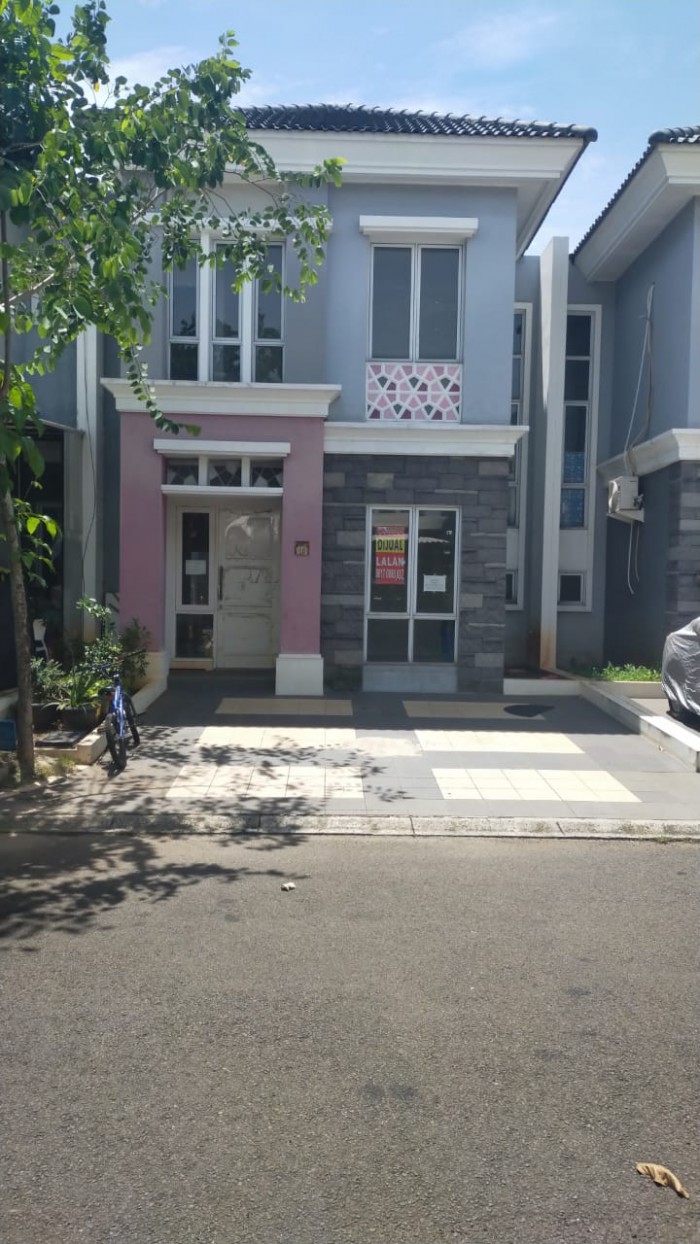 Rumah Dijual di Cluster Bohemia Gading Serpong